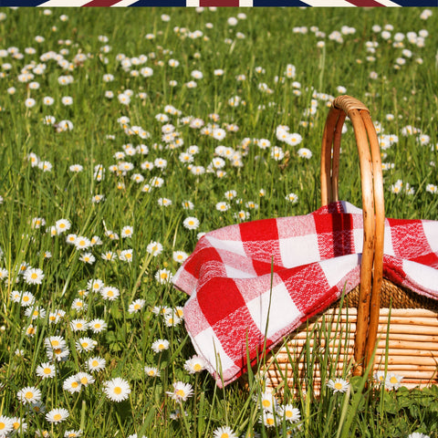 Proper_Picnic_Hamper